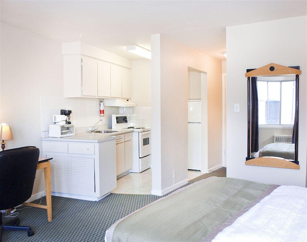 Beausejour Hotel Apartments/Hotel Dorval Exterior photo