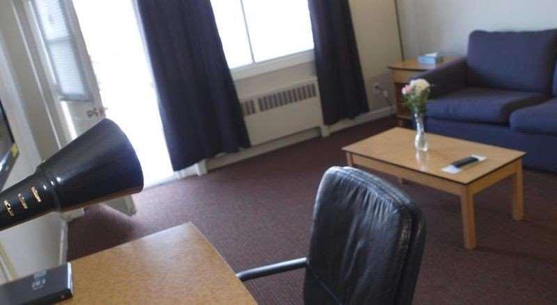 Beausejour Hotel Apartments/Hotel Dorval Room photo
