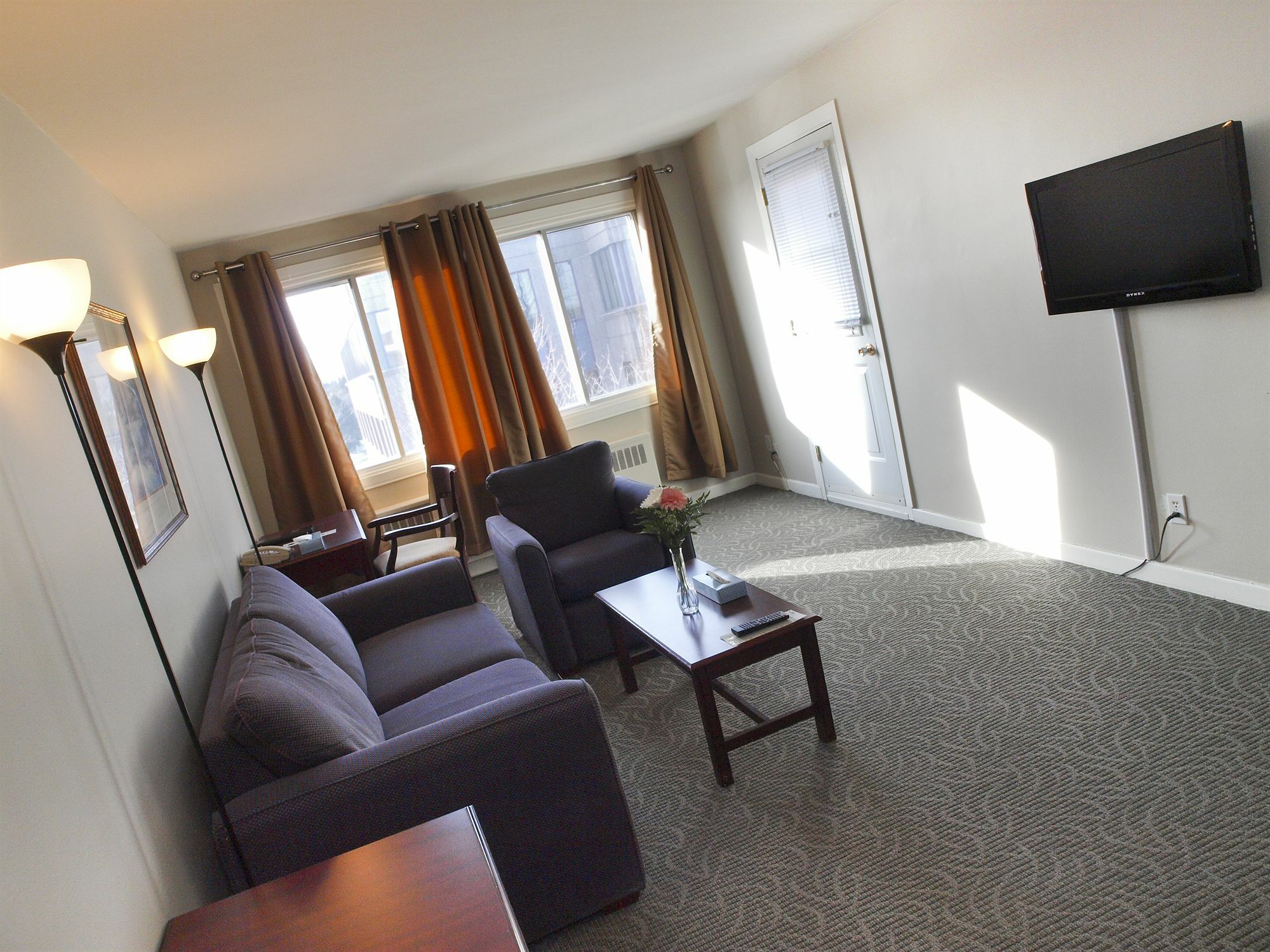 Beausejour Hotel Apartments/Hotel Dorval Exterior photo
